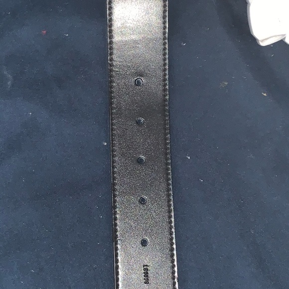 Louis Vuitton Belt - Picture 4 of 8